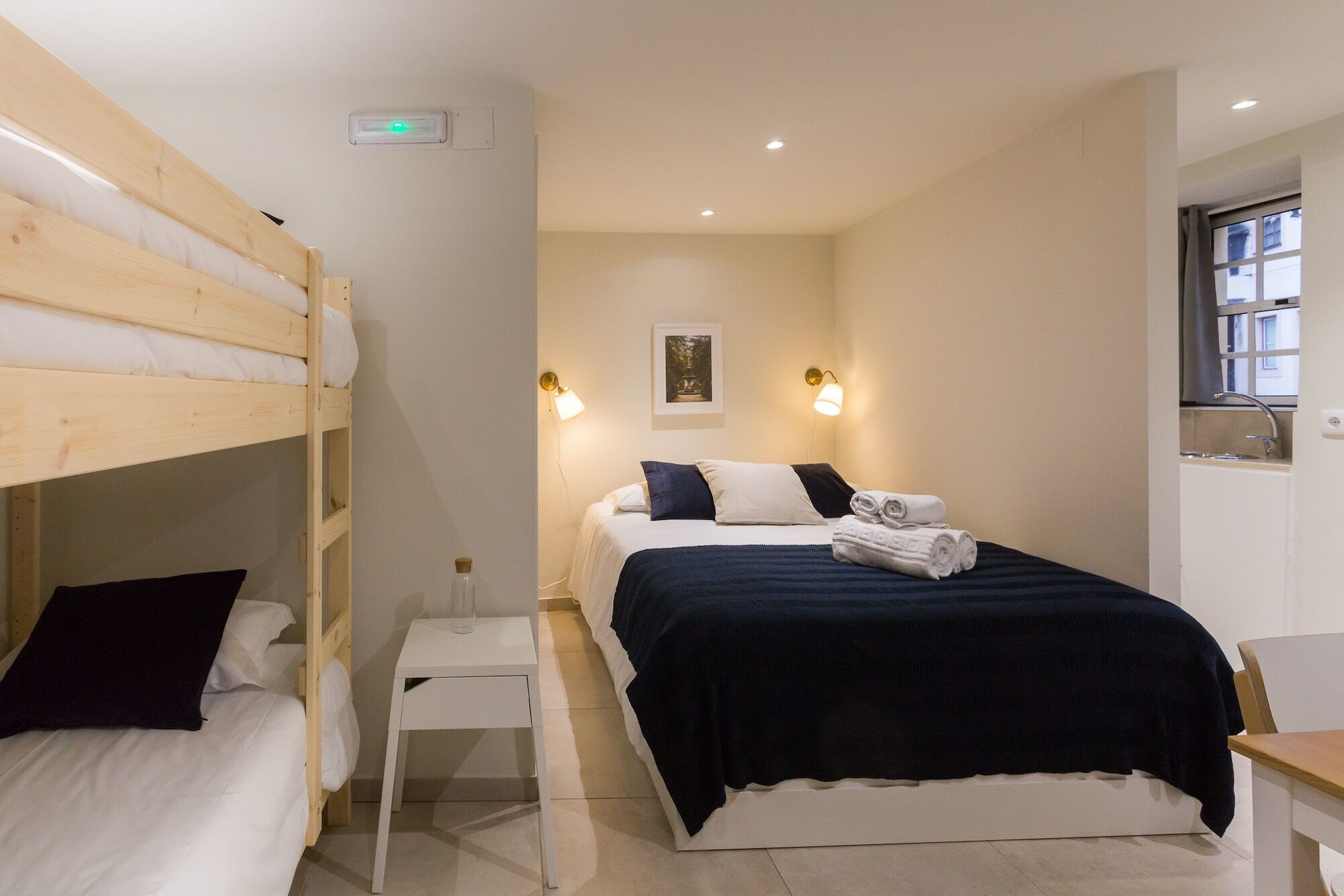 Epic Days Guest House Coimbra Exterior photo